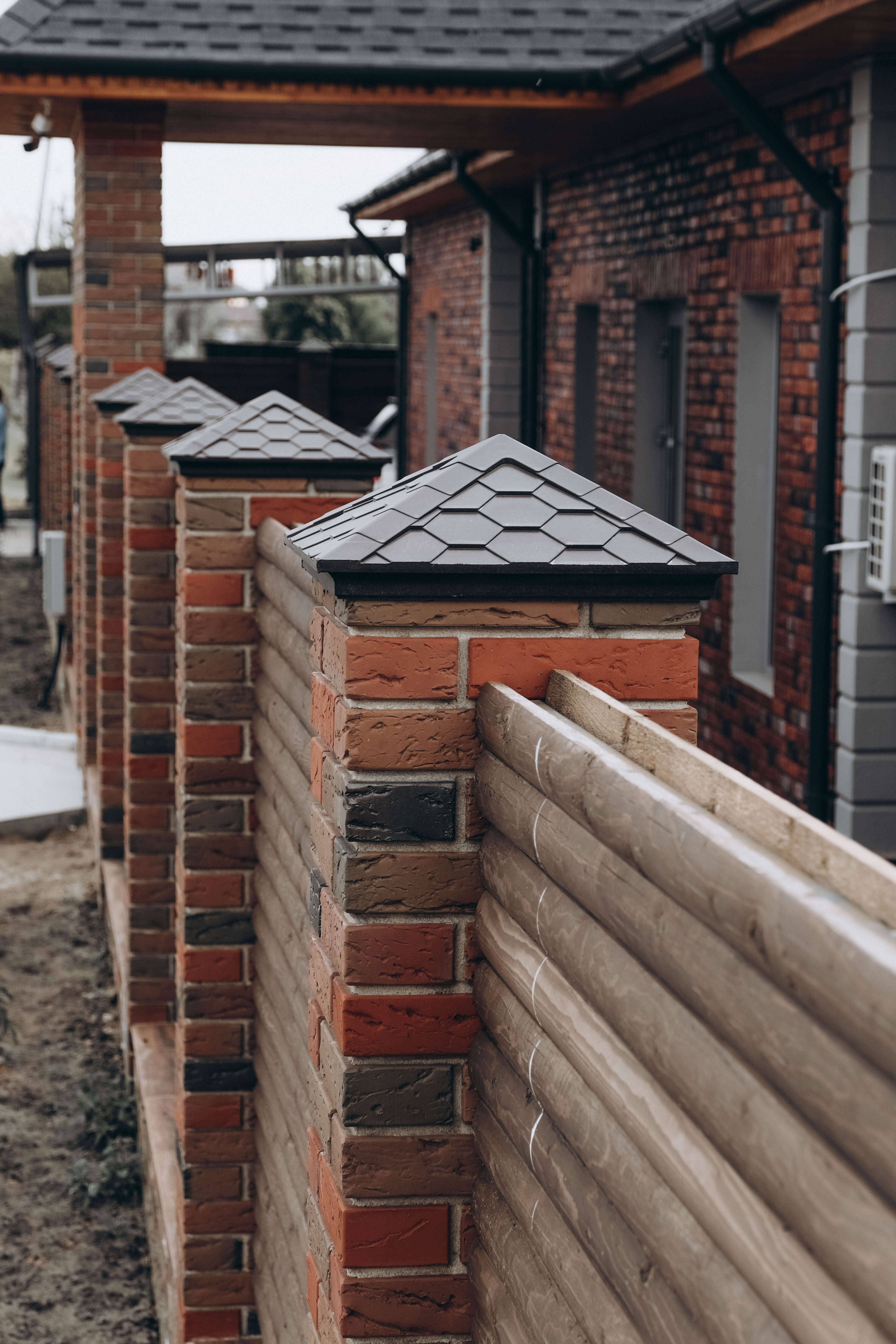 Колпак Zking Эверест Коричневый на столб 1.5х1.5 кирпича (390х390мм) в Подольске фото